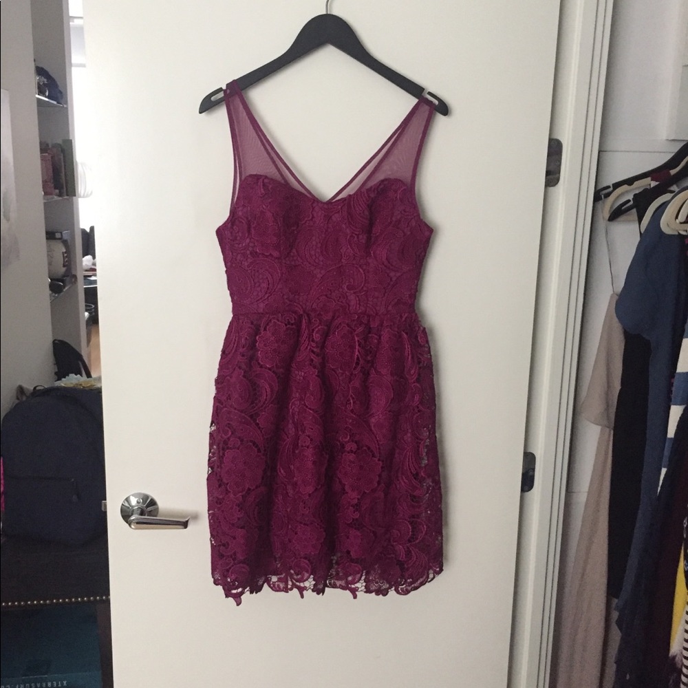 Adrianna Papell Lace Cocktail Dress, size 4